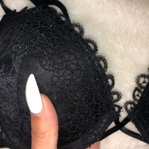 Victoria's Secret Intimates & Sleepwear - Victoria’s Secret Bombshell Bra 32A Victoria's Secret Intimates & Sleepwear - Victoria’s Secret Bombshell Bra 32A